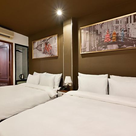 הו צ'י מין סיטי The Noble Swan Hotel New World מראה חיצוני תמונה